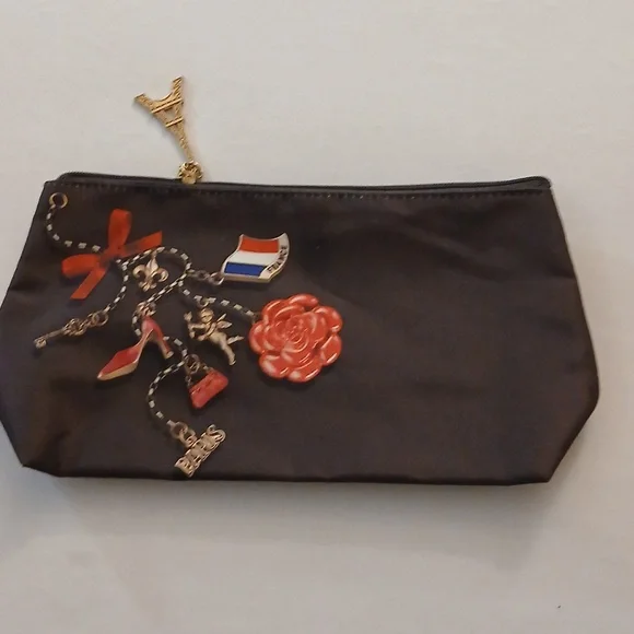Lancome Paris Cosmetic Pouches - Picture 2 of 10